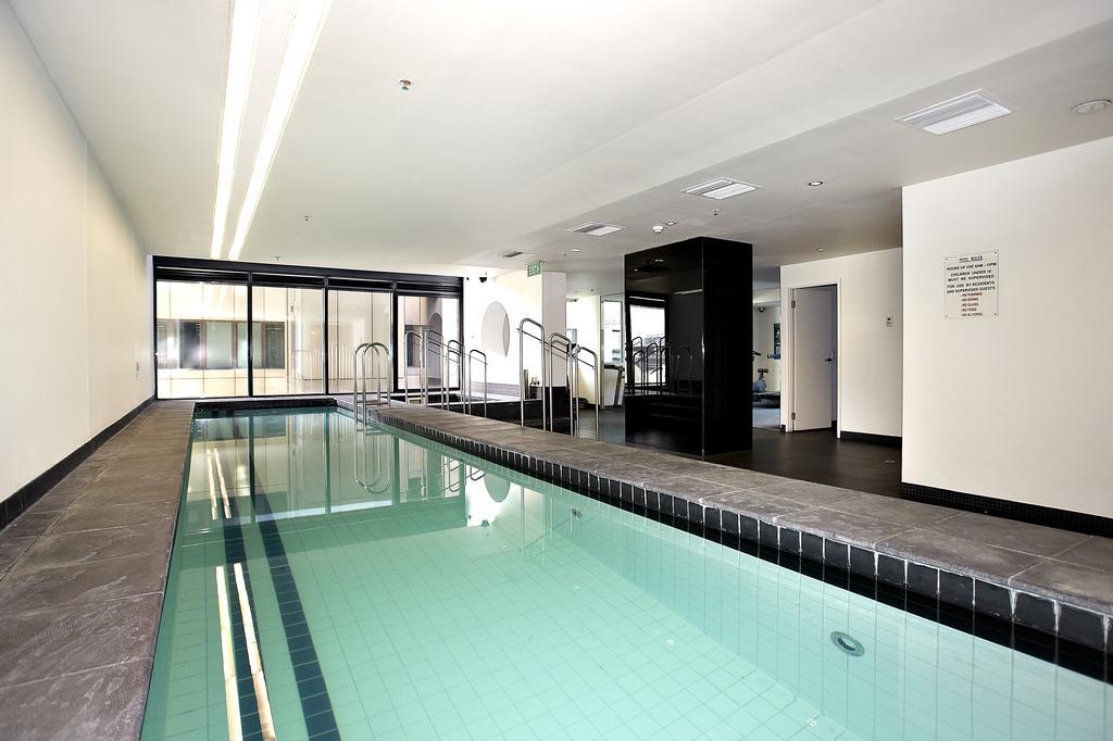 Astra Apartments Melbourne Ruang foto